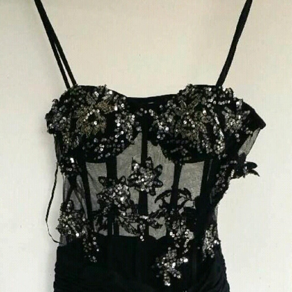 Long black sequins dress